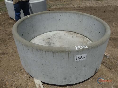 300-gallon Round Trough