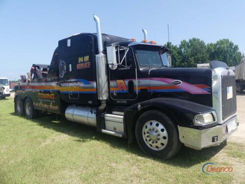 1994 Peterbilt Wrecker, s/n 1XPCDB9X4RD337692: T/A, Unibilt Sleeper, Cat Eng., 10-sp., 45-ton Lift, 340K mi.