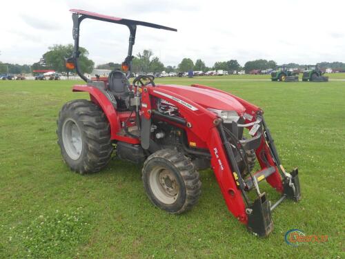 Massey Ferguson 2860 MFWD Tractor, s/n U54902: Rollbar Canopy, FLx2815 Loader, No Bkt., 3PH, PTO, Meter Shows 426 hrs