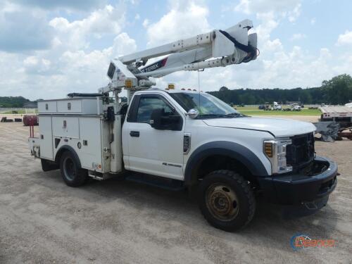 2018 Ford F550 4W Bucket Truck, s/n 1FDUF5HT6JEB72318 (Inoperable): Reg. Cab, 6.7L Powerstroke Diesel Eng.,, Auto, Terex Hi-Ranger LT40 Aerial Unit, Blown Engine (Utility Owned)