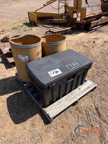 Tub of Shackles, Chain Sling, Assorted Chain Hooks