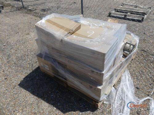 Pallet containing 1000W Bulbs, 250W Ballasts, 1000W Ballasts