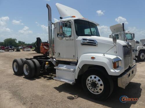 2017 Western Star 4700SF Truck Tractor, s/n 5KJJAVDVXHPHR6155: T/A, Day Cab