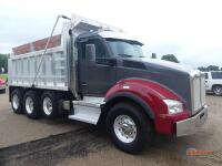 2019 Kenworth T880 Tri-axle Dump Truck, s/n 1NKZX4TX8KJ281852 (Rebuilt Title): Cummins X15 485 Eng., Allison Auto, Rogers Alum. Dump, 215K mi.
