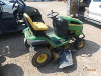 (4) Riding Mowers and (1) Push Mower (Salvage)