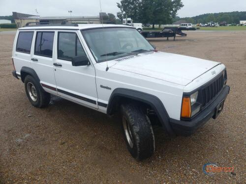 1994 Jeep Cherokee 4WD, s/n 1J4FJ28S4RL150675 4.0L Gas Eng., Auto, Key Stu