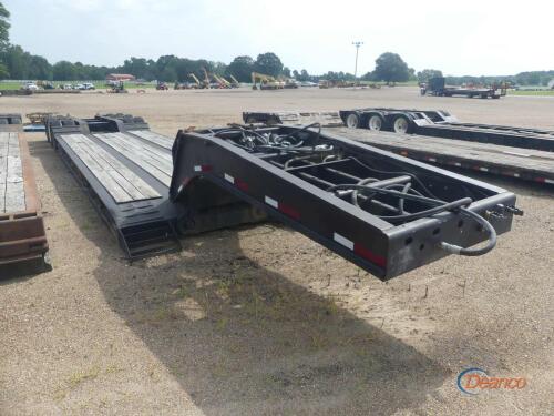 2001 Talbert Lowboy, s/n 40FS0513511020865 Tri-axle, Detach, NGB, 24FT Well, 102IN Wide, 255/70R22.5 Tires