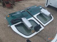 Hood and (2) Doors off 2017 Peterbilt Truck Tractor
