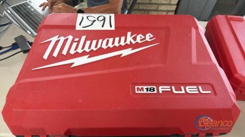 Milwaukee 2915-2018V Rotary Hammer w/ Case & Charger: No Battery