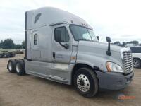 2014 Freightliner Cascadia Truck Tractor, s/n 1FUJGLD57ELFK7655 T/A, Sleep