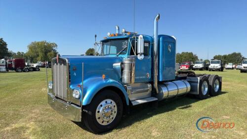 1981 Kenworth W900A Truck Tractor, s/n 1XKWD49X8BS189292 T/A, Sleeper, Cum