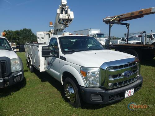 2015 Ford F350 Bucket Truck, s/n 1FDRF3G63FEC14750 Reg. Cab, 6.2L Gas Eng.