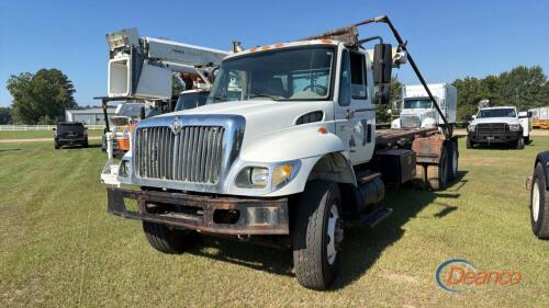 2005 International 7400 Rolloff Truck, s/n 1HTWGAZT65J047630 T/A, IntFTl DT