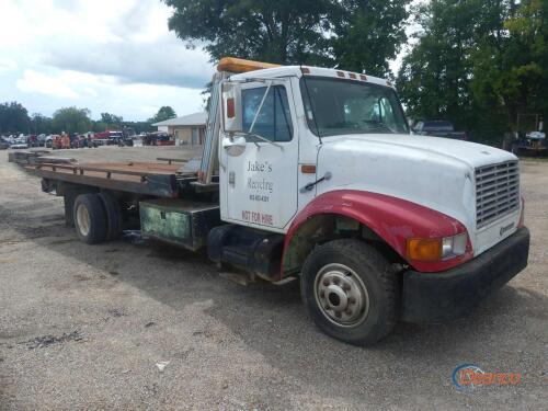 1997 International 4700 Rollback Truck, s/n 1HTSCABM7VH453887 (Title Delay)
