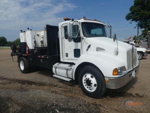 2007 Kenworth T300 Fuel & Lube Truck, s/n 2NKMWD7187M210684 S/A, Cat C7 Ac
