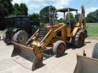 Case 480C Loader Backhoe, s/n 8968491: 2wd, Canopy