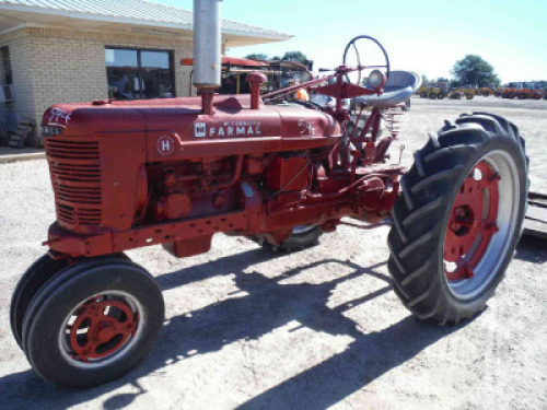 1949 Farmall IH McCormick Tractor, s/n FBH313647X1