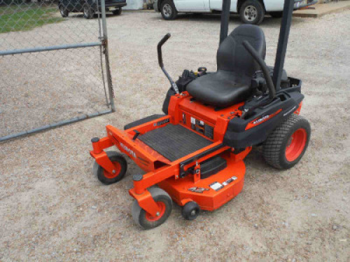 2019 Kubota Z122 Zero-turn Mower, s/n 33459: 42" Cut, Kawasaki Eng., Ext. Warranty until 7/22/23, Meter Shows 58 hrs