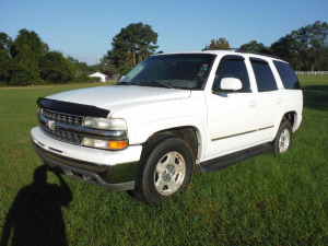 2004 Chevy Tahoe, s/n 1GNEC13ZX4R249587: 4-door, Cluster Replaced - Unknown Mileage