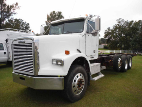 2011 Freightliner FLD120SD Cab & Chassis, s/n 1FVXAMBD8BDAX2876: Cummins 455B Eng., Fuller 13-sp., Glider Kit, 3rd Drop Axle, Odometer Shows 42K mi.