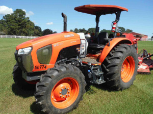 Kubota M5-111D MFWD Tractor, s/n 50774: Meter Shows 224 hrs