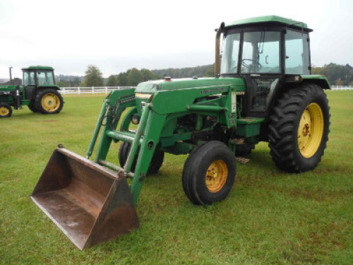 John Deere 3040 Tractor, s/n 506257L: Encl. Cab, Great Bend 440 Loader w/ Bkt., Drawbar, PTO, Meter Shows 4980 hrs