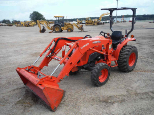 2020 Kubota L3901 HST 4WD Tractor, s/n 87275: LA525 Loader w/ Bkt., Rollbar, 3rd Func Valve, Meter Shows 847 hrs