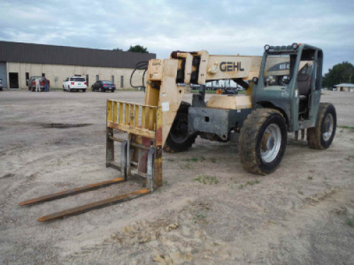 Gehl RS8-42 Telescopic Forklift, s/n 1115668: Canopy, Crab Steer, Tilt Carraige, Manual Coupler, 60" Forks, 42' Reach, 8000 lb. Cap., Meter Shows 8056 hrs