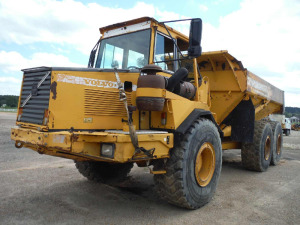1998 Volvo A25C Articulated Dump Truck, s/n 5350V11272: C/A, Heat, Meter Shows 17555 hrs