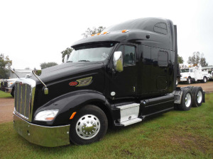 2013 Peterbilt 587 Truck Tractor, s/n 1XP4D49X7DD191152: T/A, Sleeper, Cummins 425hp Eng., Auto, Odometer Shows 801K mi.