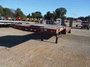 1998 Dynaweld 45' Equipment Trailer, s/n 4U181DHX1W1X35581: 3' Dovetail, Self Contained, Hyd. Ramps