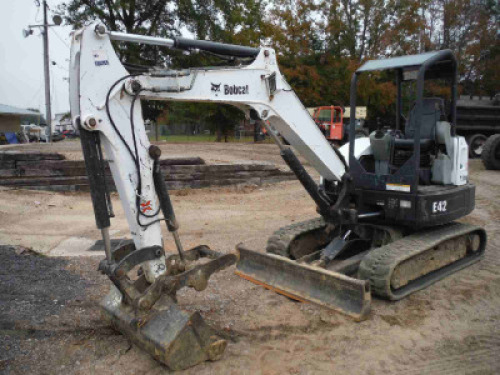 2010 Bobcat E42 Mini Excavator, s/n AG3411048: 4-post Canopy, Blade, Hyd. Thumb, Meter Shows 2020 hrs