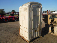 Portable Bathroom: Commode, Sink