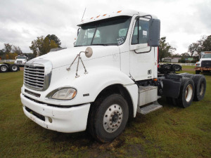 2007 Freightliner 120 Columbia Truck Tractor, s/n 1FUJA6CV67LY80683: T/A, Day Cab, Odometer Shows 593K mi.