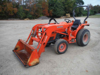 Kubota L2800DT MFWD Tractor, s/n 52092: Kubota LA463 Loader w/ Bkt., Open Station, Turf Tires, Meter Shows 983 hrs