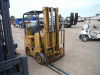Cat TC30 Forklift, s/n 71V00342: 189 Triple Stage Mast, LP Gas, Cushion Tire, Meter Shows 5138 hrs - 2
