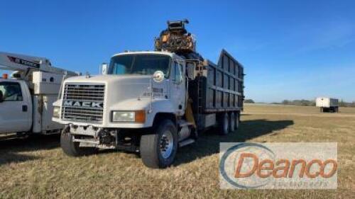 1999 Mack CH613 Grapple Truck, s/n 1M1AA1845XW112110: E7-427 Eng., Debris Body