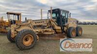 2001 Volvo G720 VHP Motor Grader, s/n 33215: C/A, 12' Moldboard, Scarifier, 17.5x25 Tires, County Machine, 7707 hrs