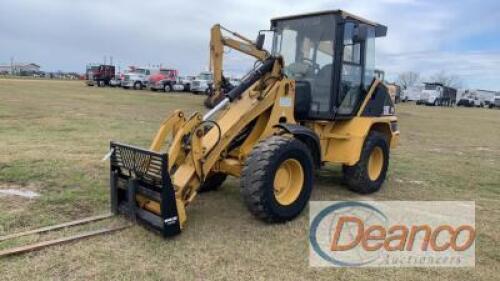 2005 Cat 908 Rubber-tired Loader, s/n 8BS01605: C/A, Quick Coupler, Forks, No Bkt.