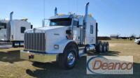 2020 Kenworth T800 Truck Tractor, s/n 3WKDP4TXXLF423589: Tri-axle, Factory Heavy-haul, 600 Cummins Eng., 18-sp., 20K Front, 46K Rears, 20K Steerable Lift Axle, Full Lockers, Full Gauge Pkg., 3182 hrs, 52K mi.