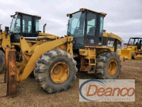 2003 Cat 924GZ Rubber-tired Loader, s/n DFZ00463: Encl. Cab, Forks, 23319 hrs