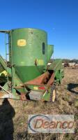 John Deere 400 Corn Mill Lot: 3412