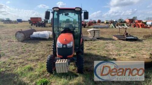 Kubota B2650HSDC MFWD Tractor, s/n 50933: Encl. Cab, 3PH, PTO, Hyd Remote, 249 hrs Lot: 3307