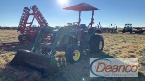 John Deere 5320 Tractor, s/n LV5320S232784: JD 521 Loader Lot: 3484