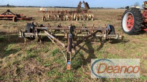 Ford Chisel Plow Lot: 3530