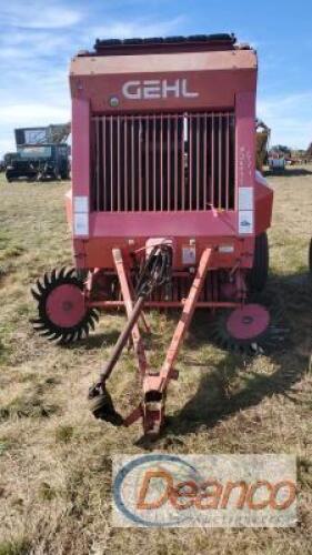 Gehl 2580 Round Baler, s/n 13606: Silage Special Lot: 3443