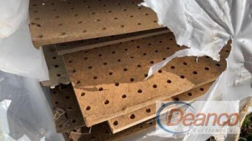 Pallet of Peg Boards Lot: 4224