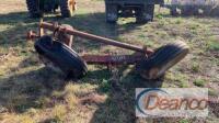 Front Axle from International Cotton Picker Lot: 4455