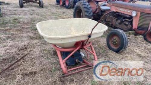 Vicon Fertilizer Spreader Lot: 4286