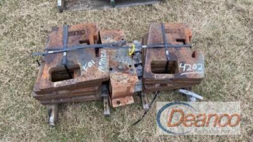 Pallet of Kubota Tractor Weights Lot: 4202